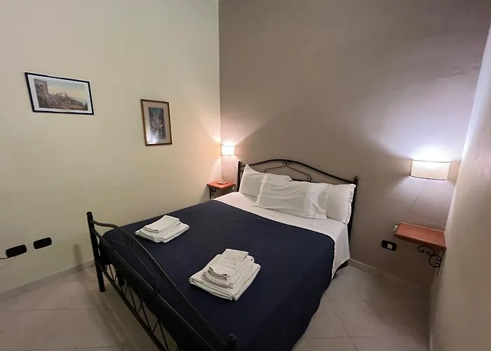 Case Cosi Apartments - Napoli