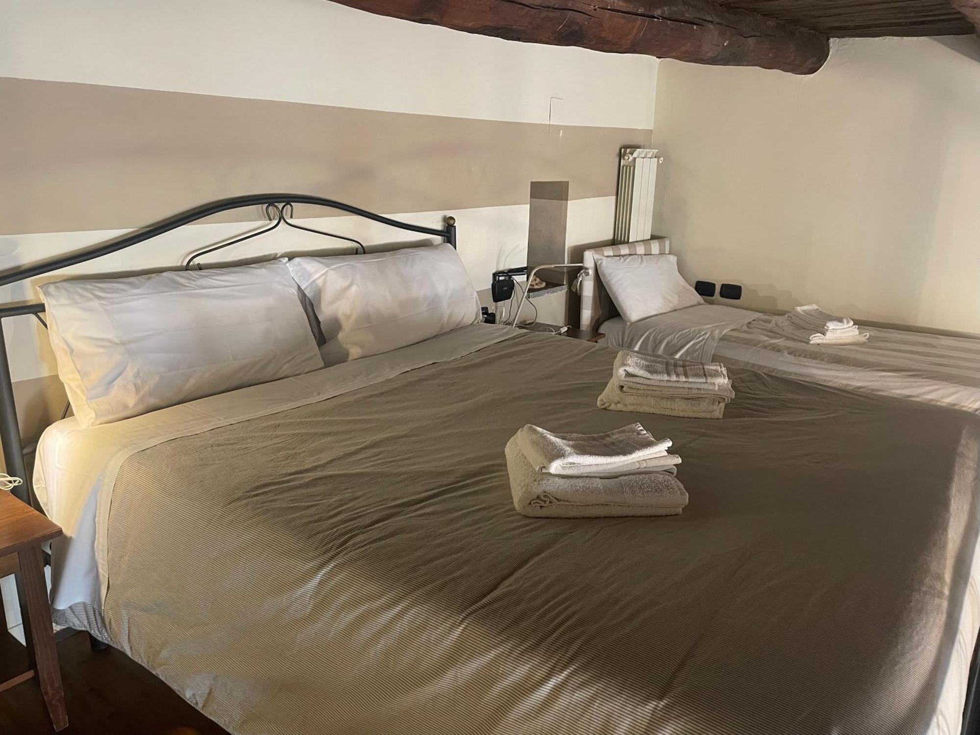 Case Cosi Apartments - Napoli * Naples