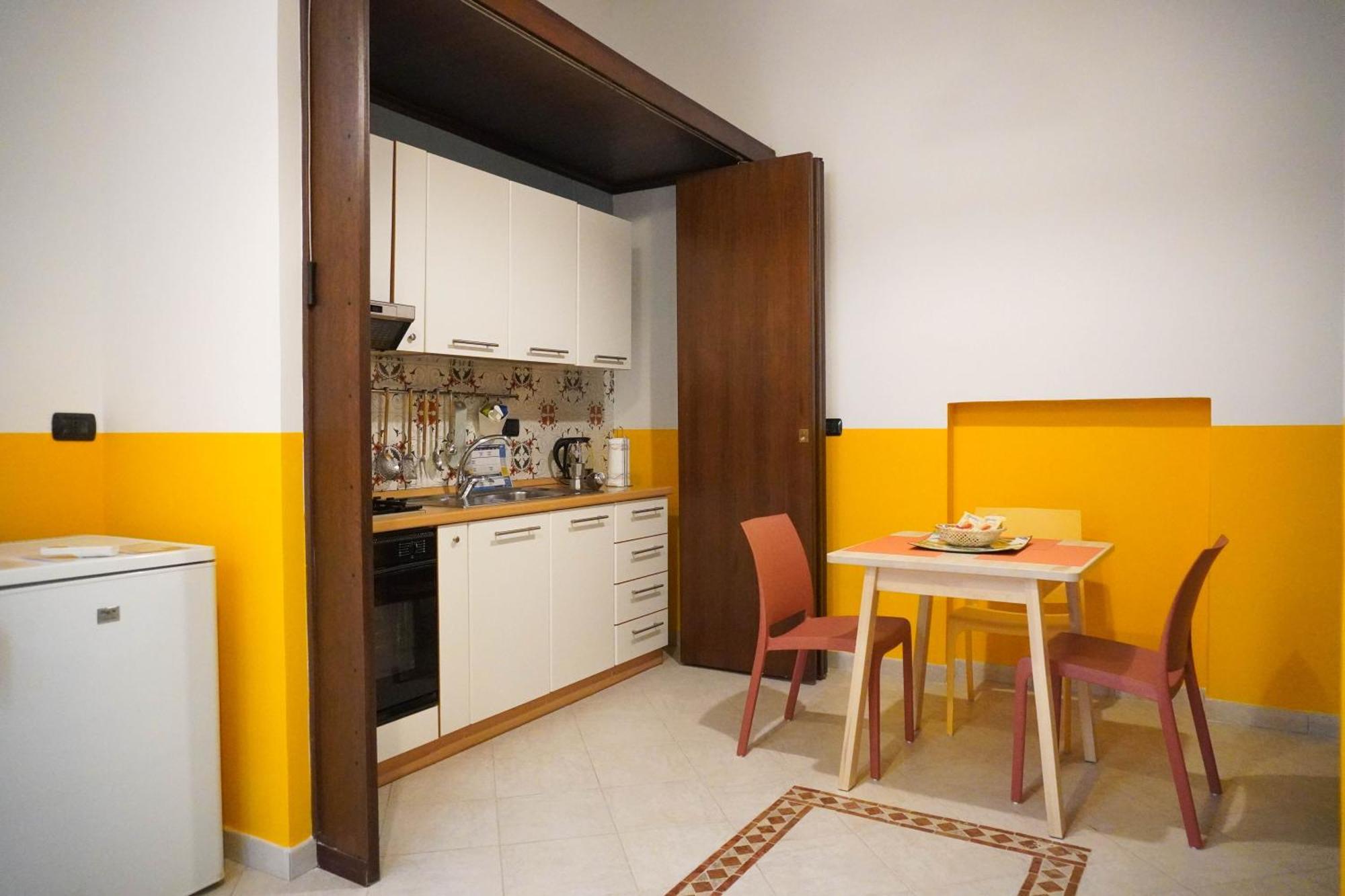 Case Cosi Apartments - Napoli Naples